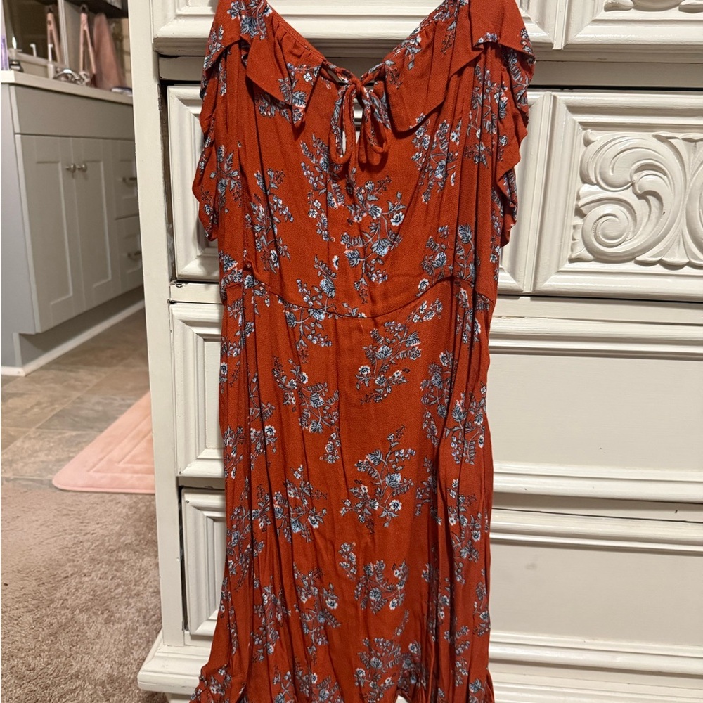 Chic Rust Floral Mini Dress